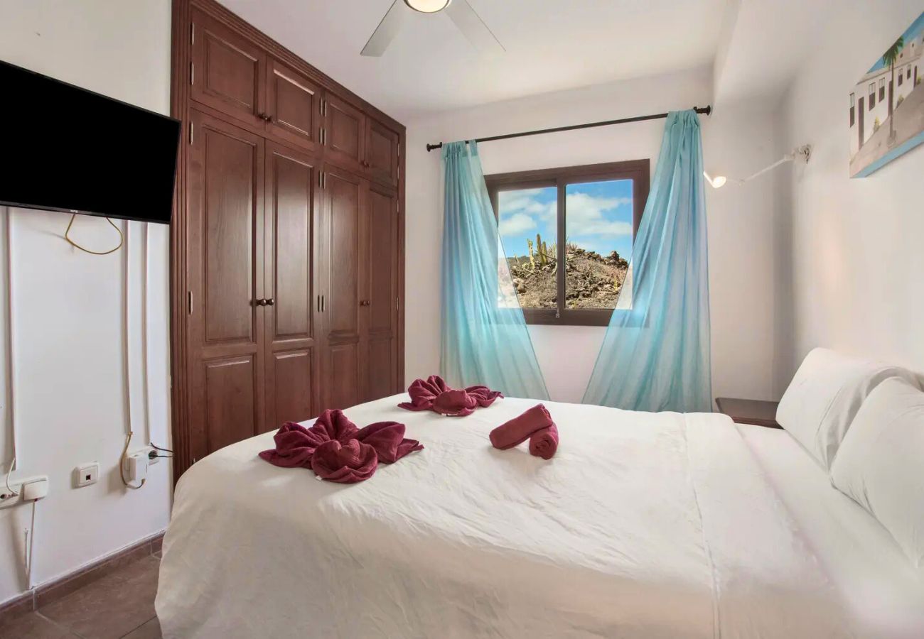 Apartamento en Costa Teguise - Casa Queen Ovetus Planta baja, piscina y WIFI 
