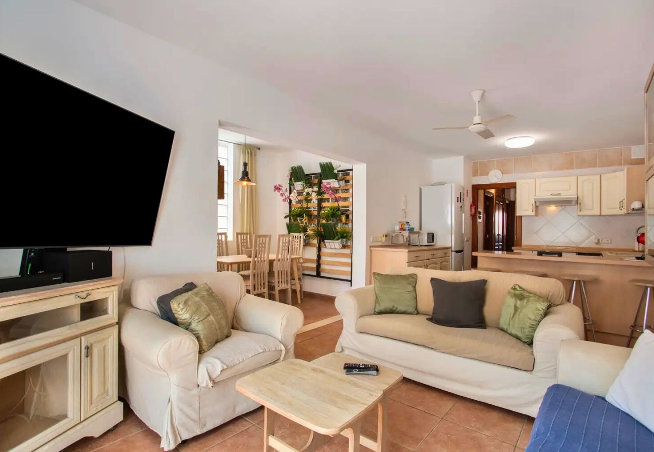 Apartamento en Costa Teguise - Casa Queen Ovetus Planta baja, piscina y WIFI 