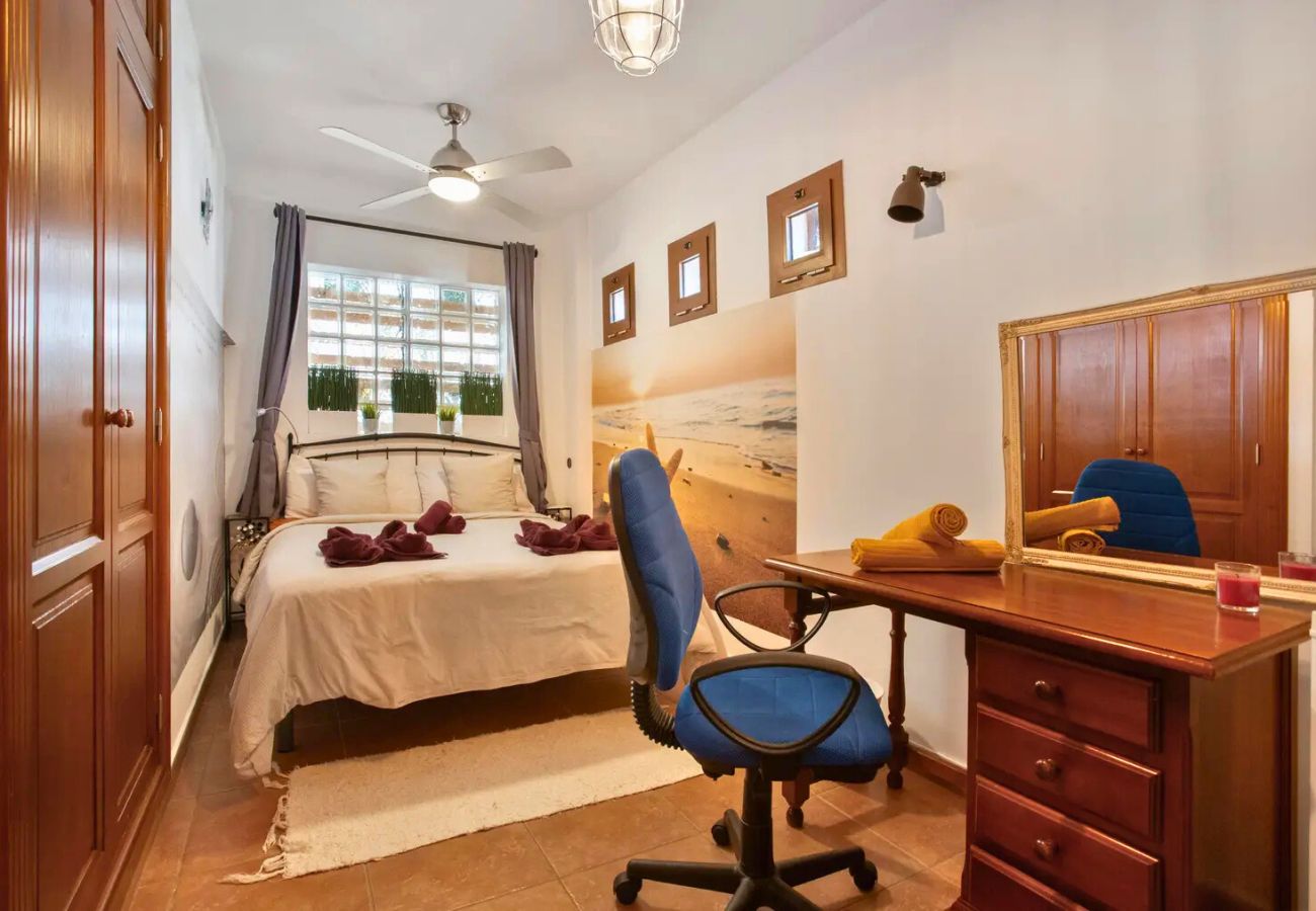Apartamento en Costa Teguise - Casa Queen Ovetus Planta baja, piscina y WIFI 
