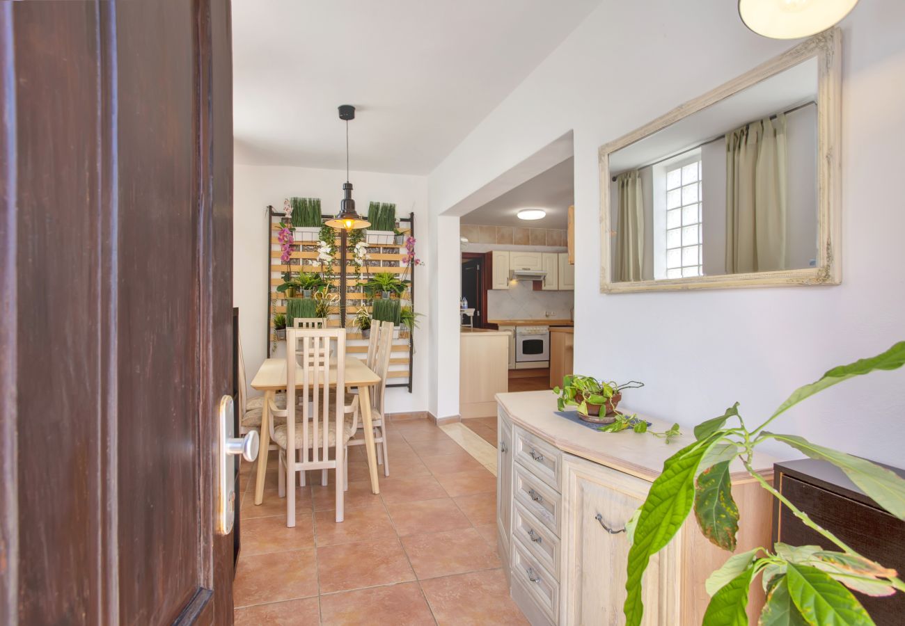 Apartamento en Costa Teguise - Casa Queen Ovetus Planta baja, piscina y WIFI 
