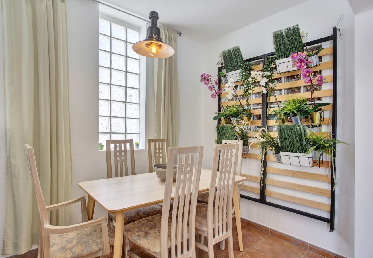 Apartamento en Costa Teguise - Casa Queen Ovetus Planta baja, piscina y WIFI 