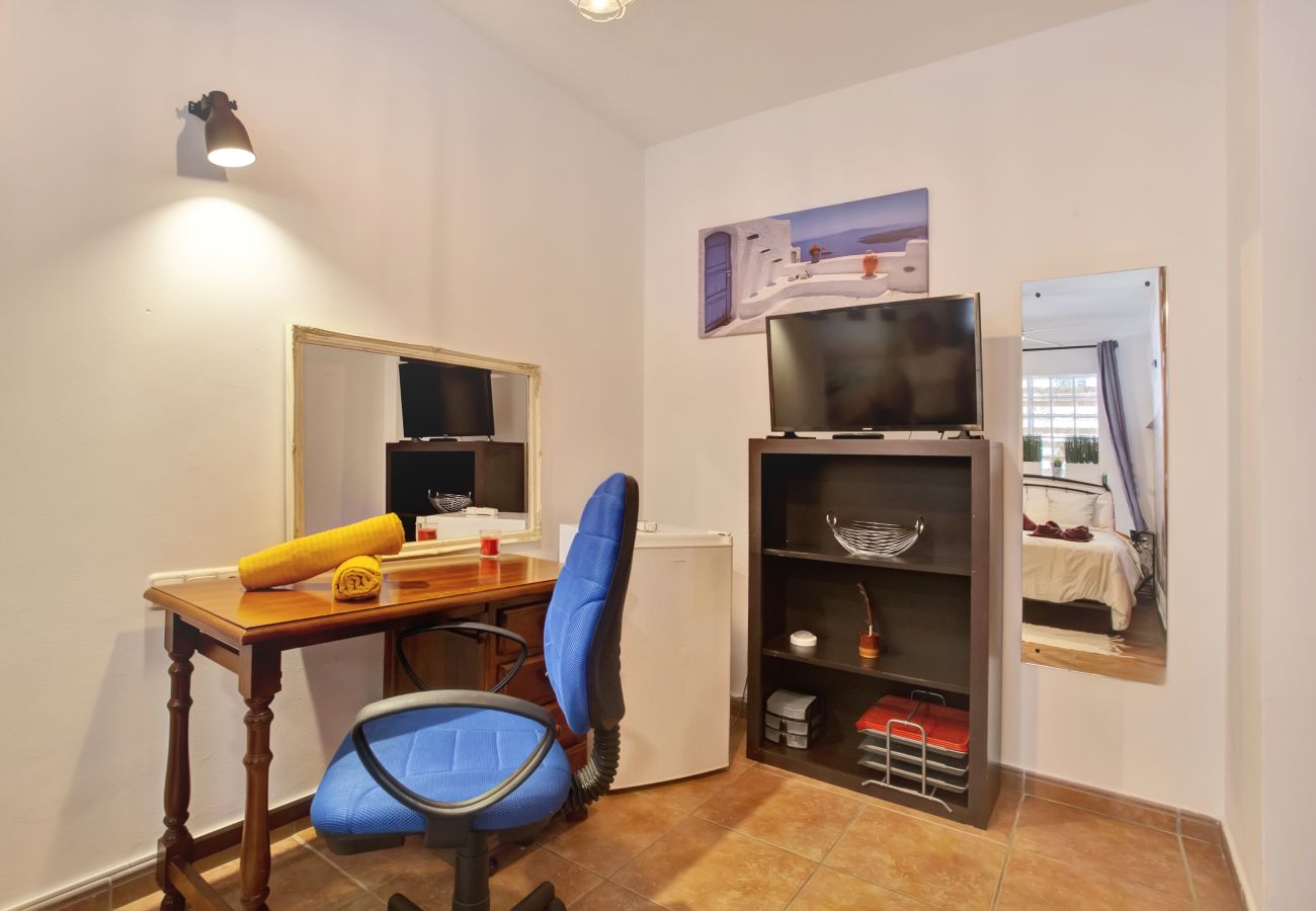 Apartamento en Costa Teguise - Casa Queen Ovetus Planta baja, piscina y WIFI 