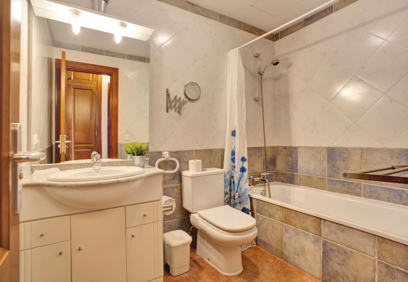 Apartamento en Costa Teguise - Casa Queen Ovetus Planta baja, piscina y WIFI 