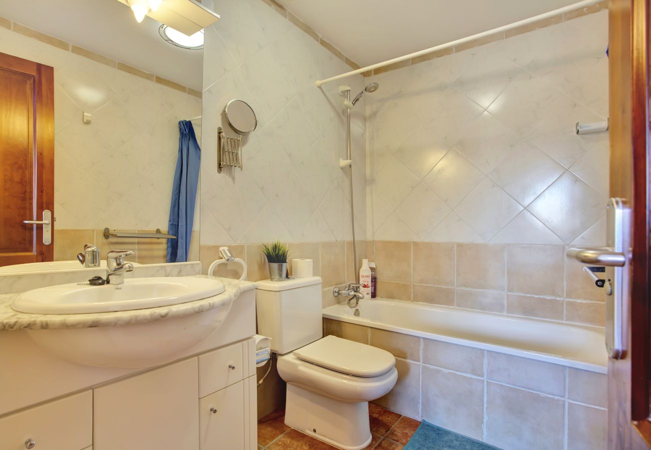 Apartamento en Costa Teguise - Casa Queen Ovetus Planta baja, piscina y WIFI 