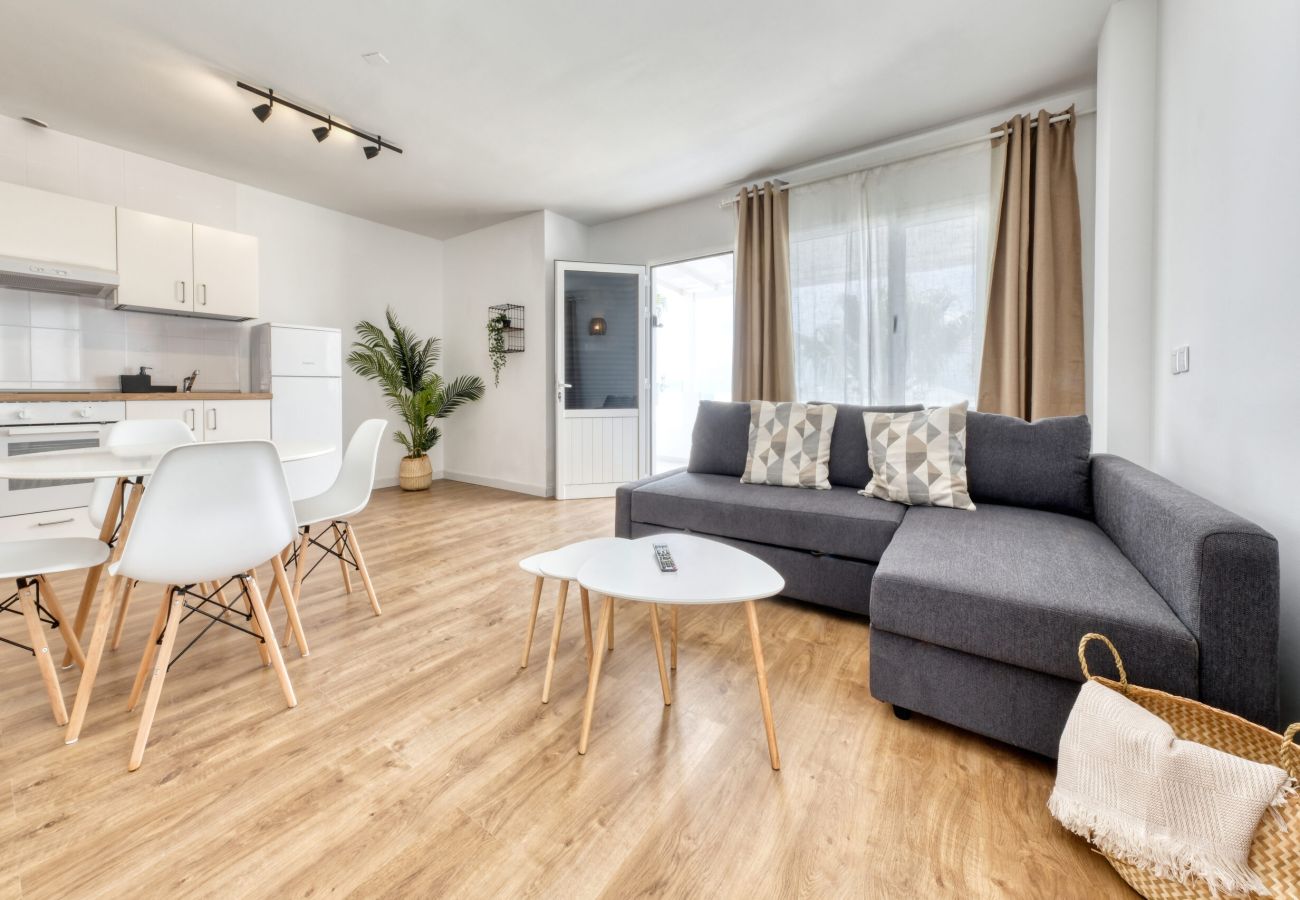 Apartamento en Puerto del Carmen -  Ocean Front Oasis