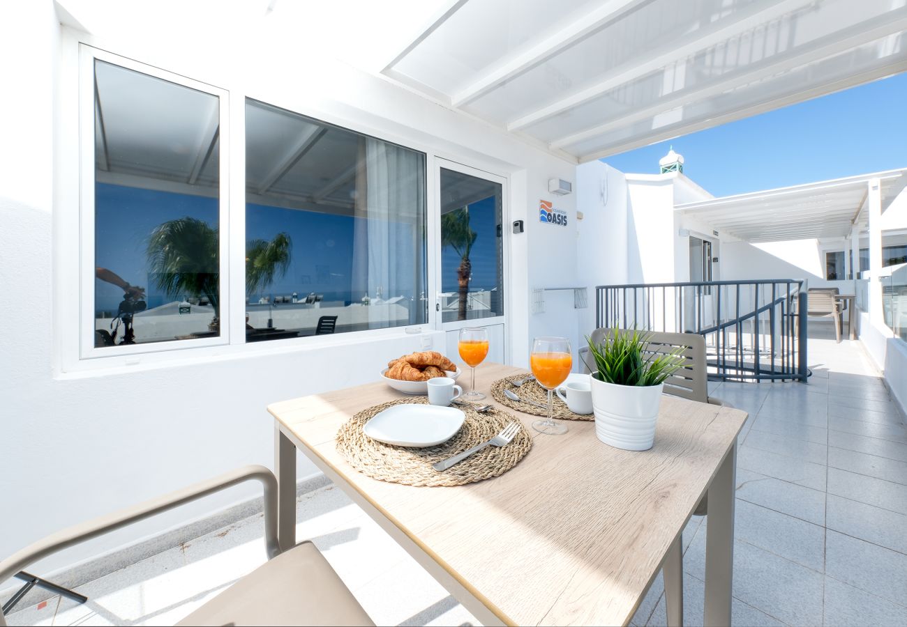 Apartamento en Puerto del Carmen -  Ocean Front Oasis