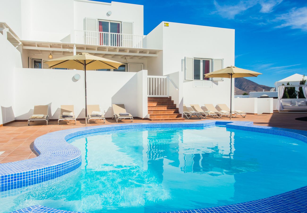 Villa en Playa Blanca - Villa Amparo