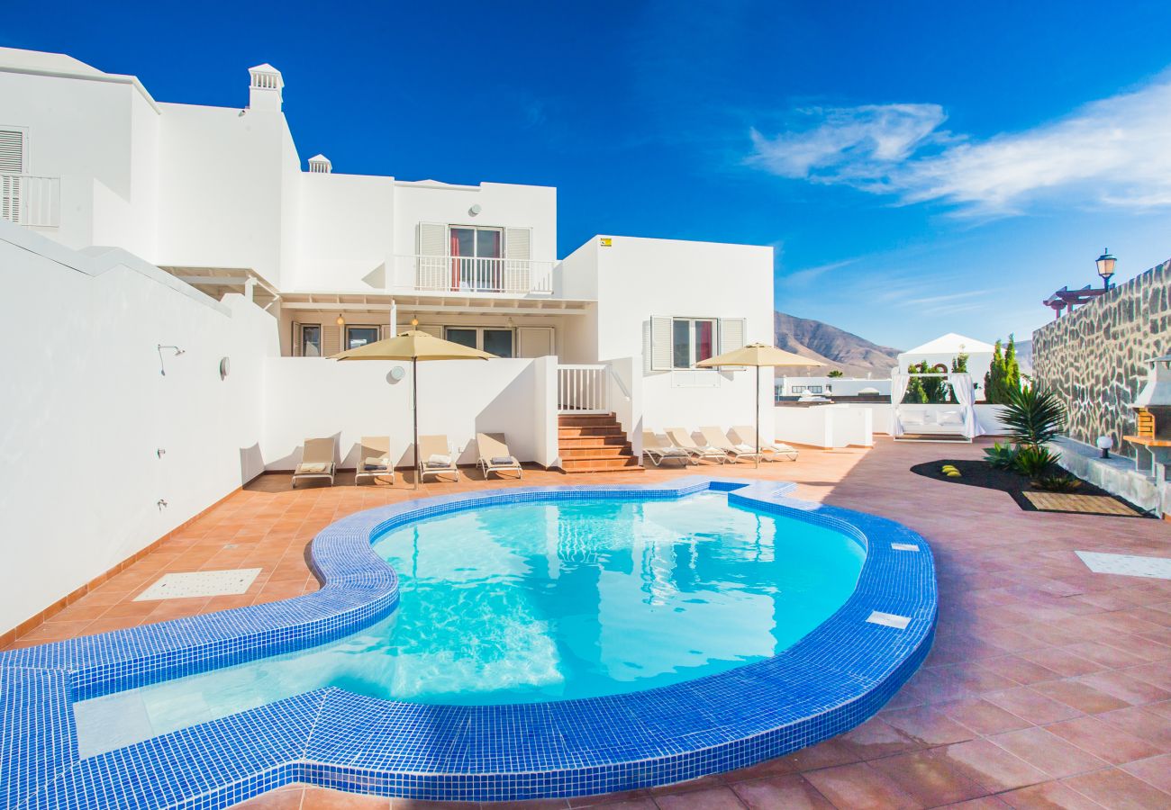 Villa en Playa Blanca - Villa Amparo