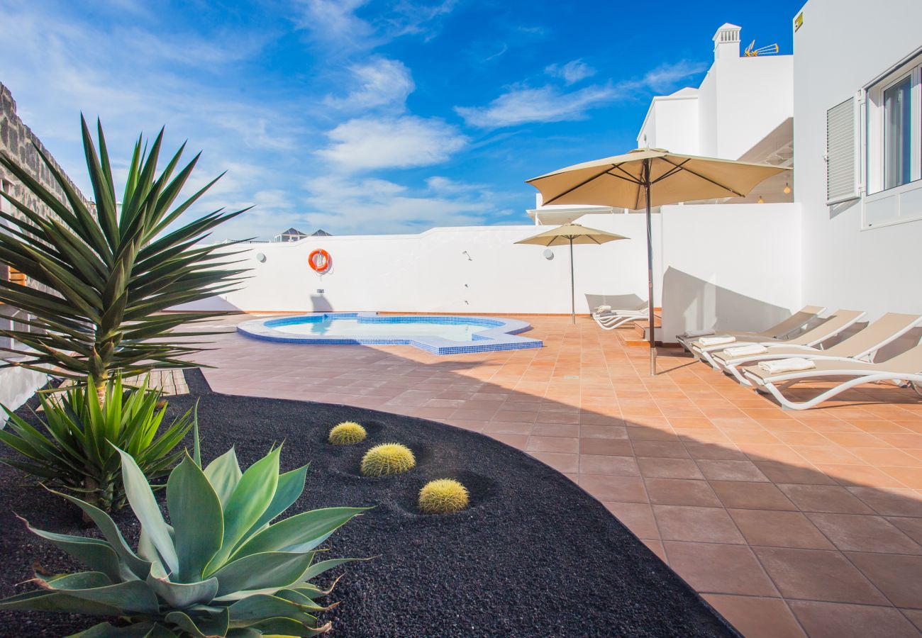 Villa en Playa Blanca - Villa Amparo