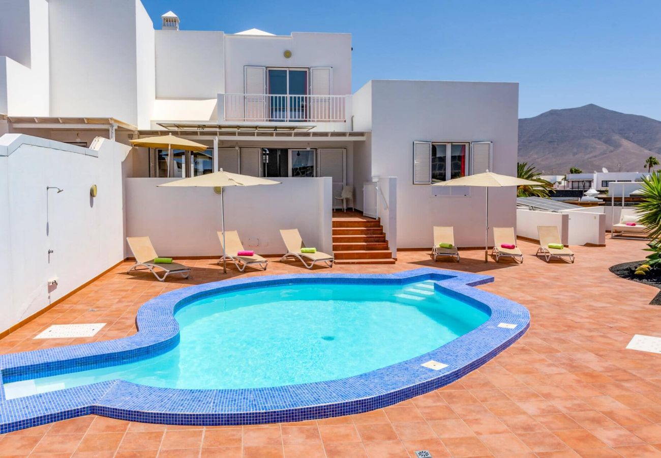 Villa en Playa Blanca - Villa Amparo