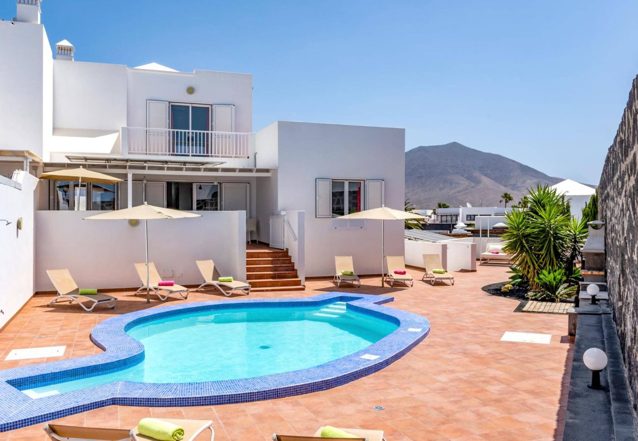 Villa en Playa Blanca - Villa Amparo