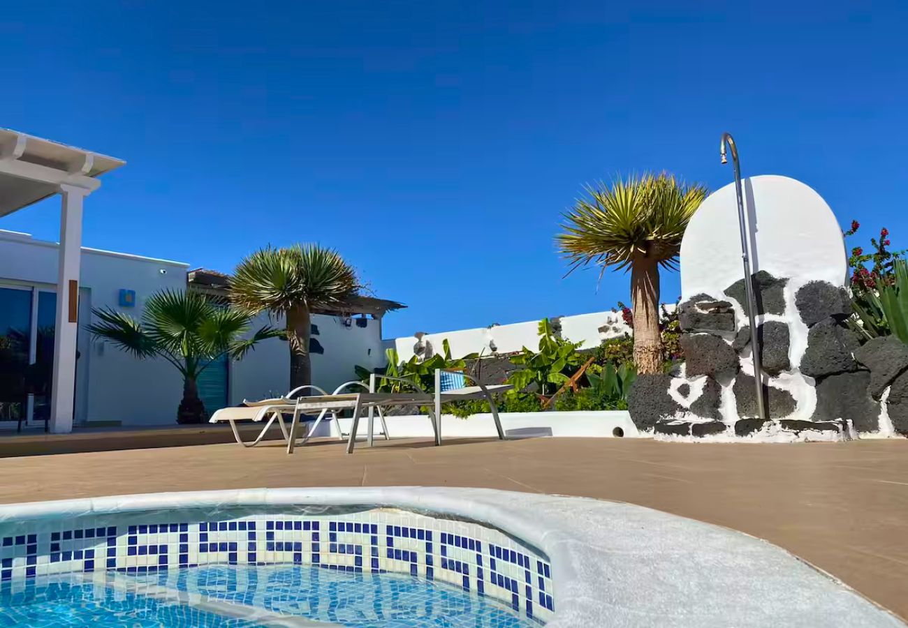 Villa en Playa Blanca - Queen Papagayo Vetusta