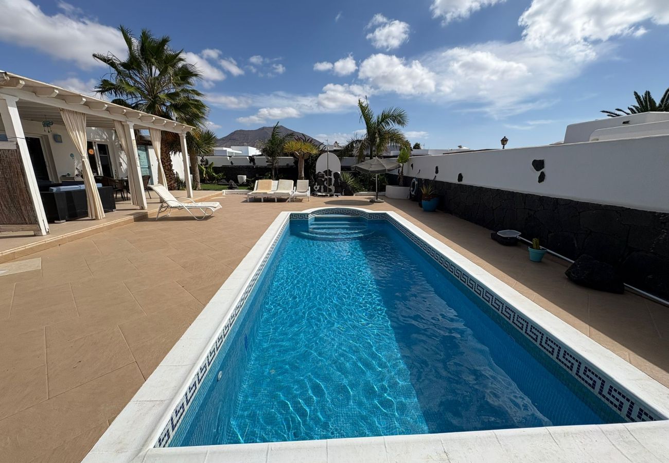 Villa en Playa Blanca - Queen Papagayo Vetusta