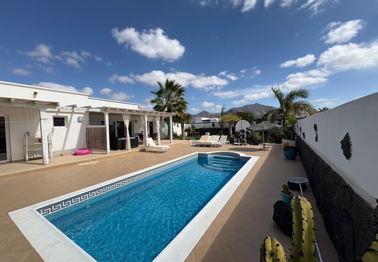 Villa en Playa Blanca - Queen Papagayo Vetusta