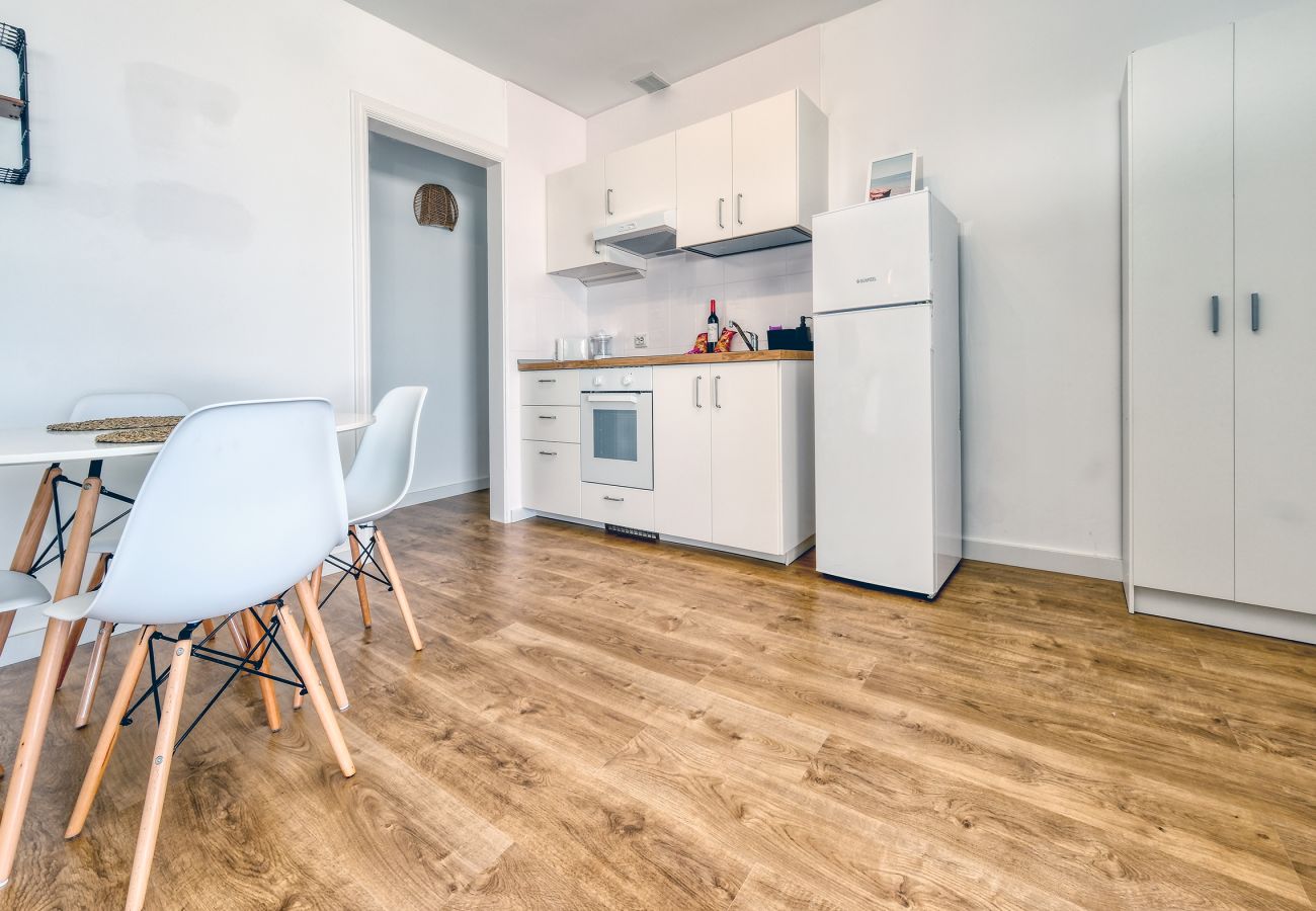 Apartment in Puerto del Carmen - Sunlit Paradise