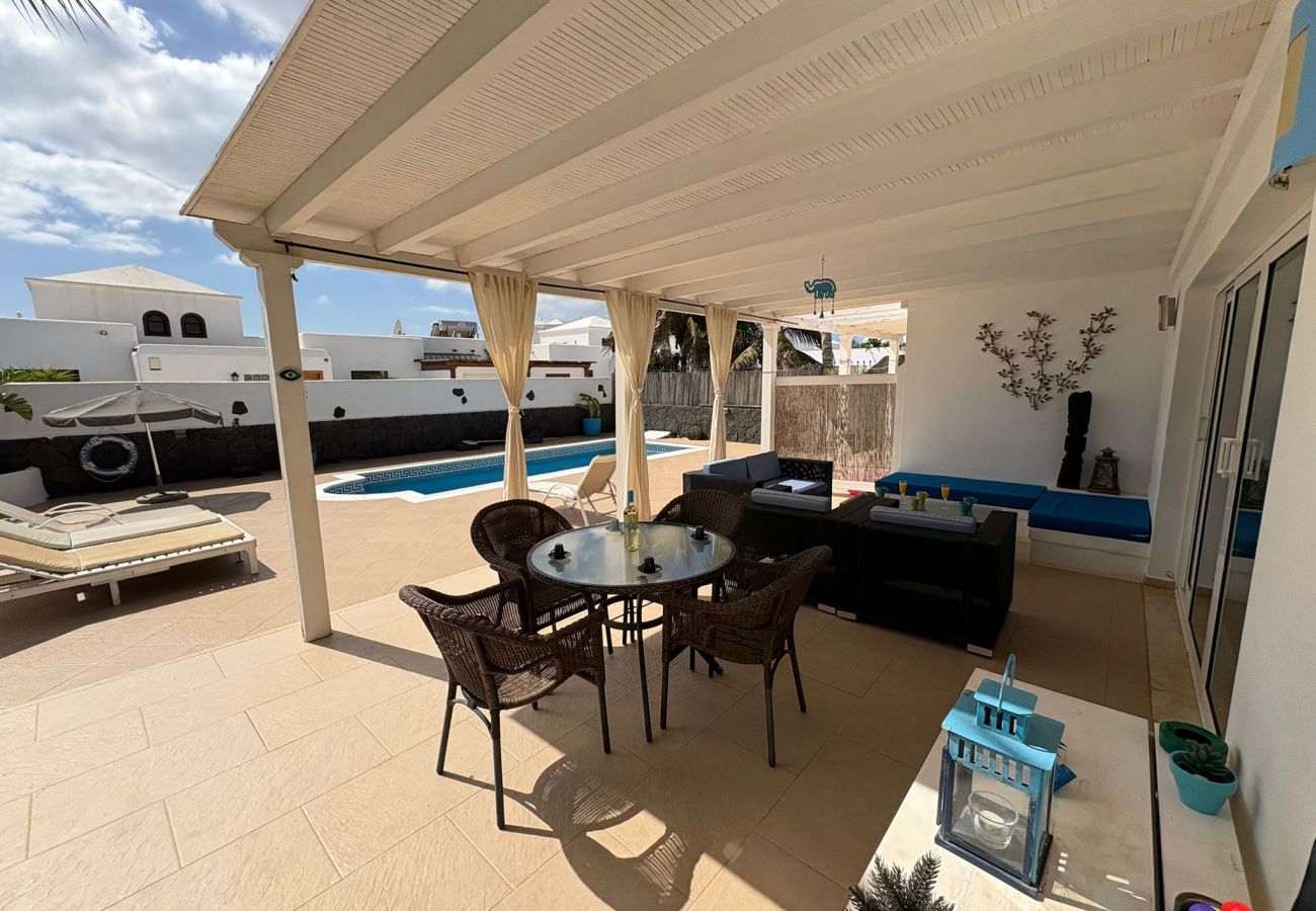 Villa in Playa Blanca - Queen Papagayo Vetusta