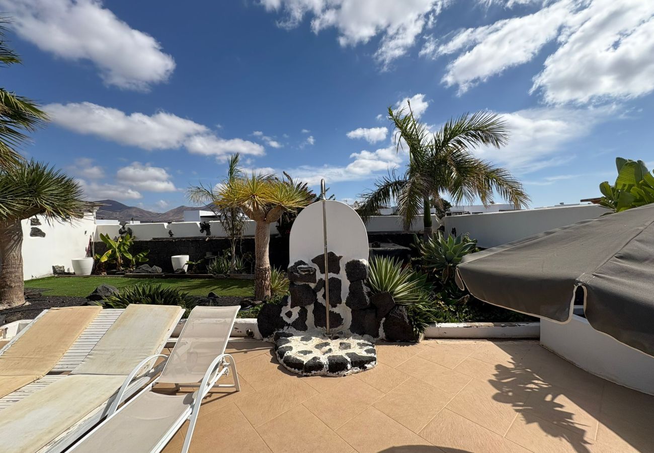 Villa in Playa Blanca - Queen Papagayo Vetusta