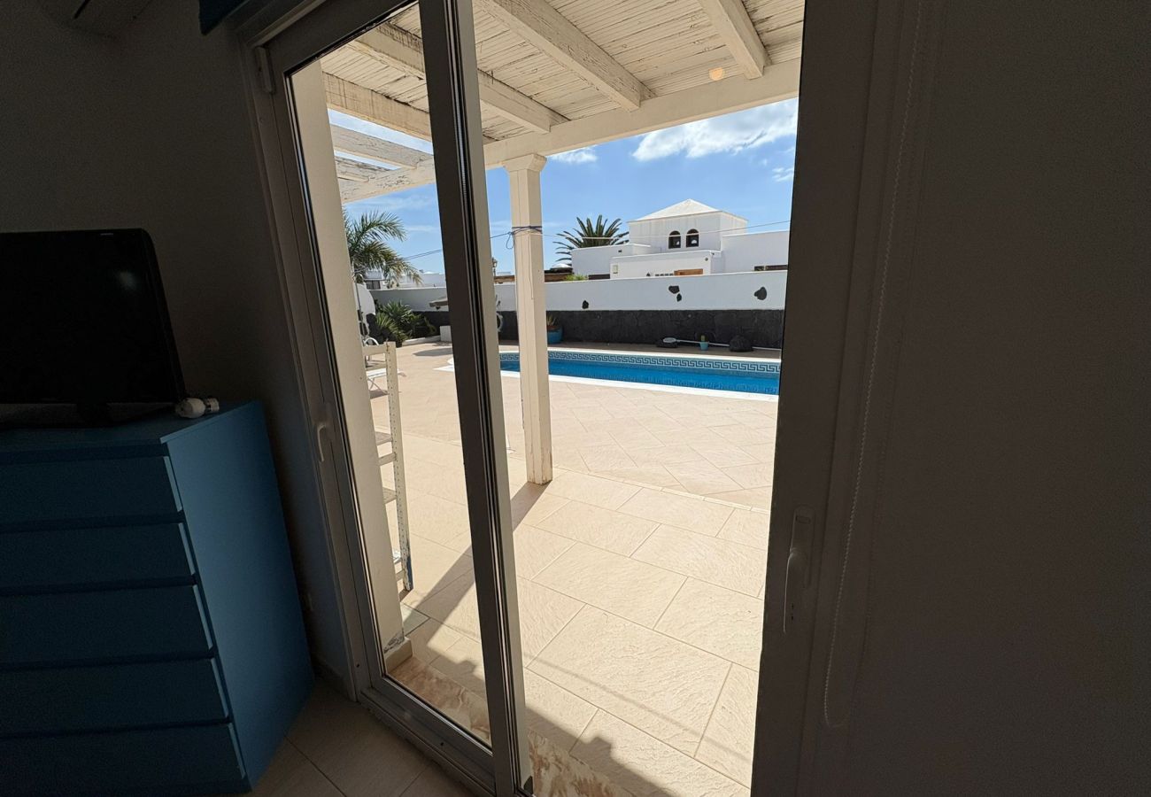 Villa in Playa Blanca - Queen Papagayo Vetusta