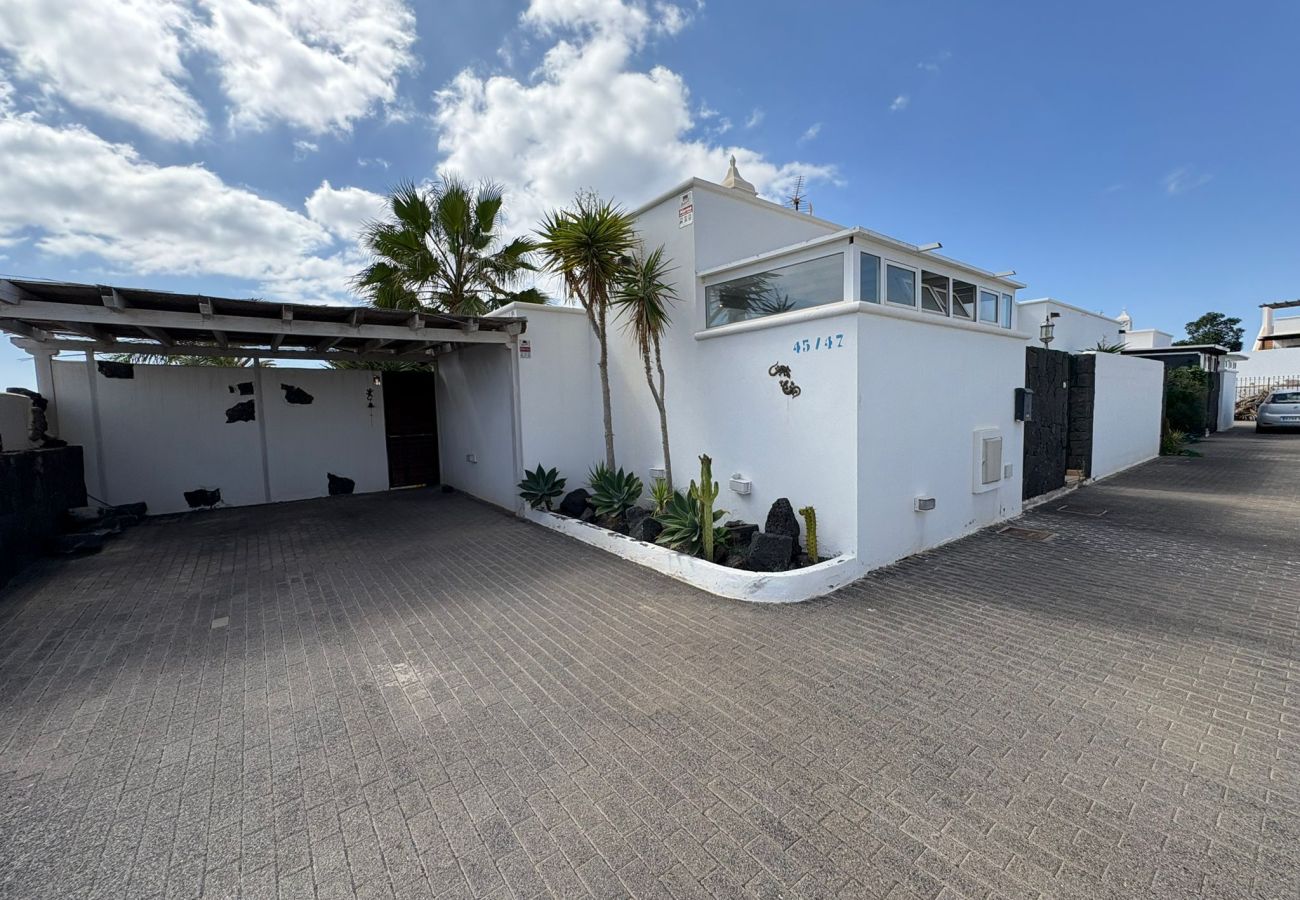 Villa in Playa Blanca - Queen Papagayo Vetusta